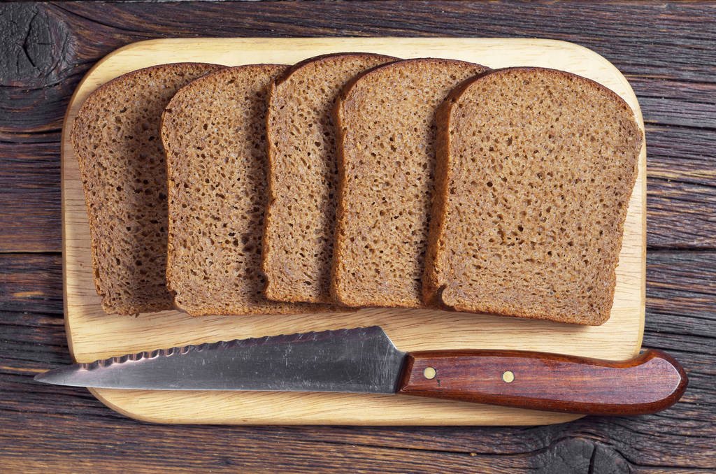 is-rye-bread-healthy-unveiling-the-nutritional-secrets-of-a-popular-whole-grai